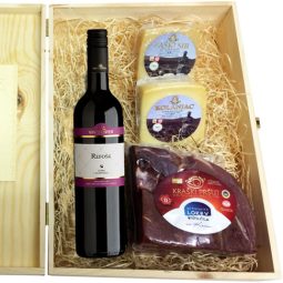prociutto-wein-kaese-geschenk